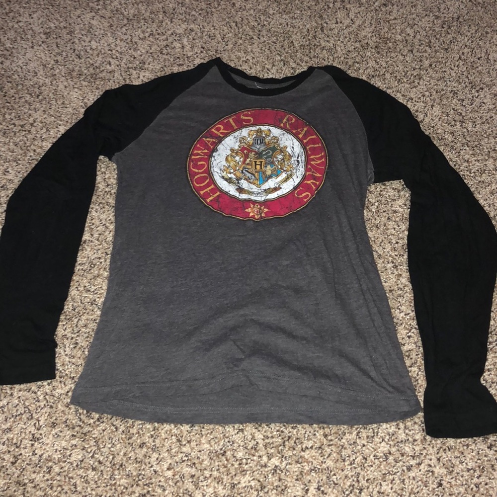 Women’s small Harry Potter shirt